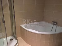 Pronájem rodinného domu 4+kk, 161 m2, pozemek 671 m2, Zlatníky, ul. Pod Vrškama, okr.Praha - západ - Fotka 9