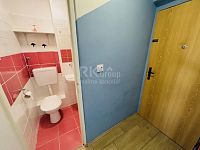 Prodej světlého bytu 2+kk, 29 m2, OV v žádané části Prahy 9 - Hloubětín. - Fotka 9