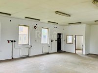 Prodej samostatné dílny s kanceláří a zázemím – 93 m², pozemek 505 m², Krásné – Tři Sekery - Fotka 5