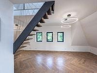 Pronájem atyp. mezonetového bytu 2+kk s ateliérem, 118,5 m2, v RD, Praha 4 - Podolí, ul.Dvorecká - Fotka 14