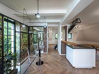 Pronájem atyp. mezonetového bytu 2+kk s ateliérem, 118,5 m2, v RD, Praha 4 - Podolí, ul.Dvorecká