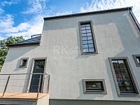 Pronájem atyp. mezonetového bytu 2+kk s ateliérem, 118,5 m2, v RD, Praha 4 - Podolí, ul.Dvorecká - Fotka 4