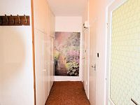 1+1, 35 m2 se sklepem, ve 3.p. panelového domu bez výtahu, ul. Nad Vodovodem, Praha 10 - Strašnice - Fotka 14