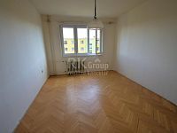 1+1, 35 m2 se sklepem, ve 3.p. panelového domu bez výtahu, ul. Nad Vodovodem, Praha 10 - Strašnice - Fotka 6