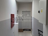 Pronájem bytu 1+kk 40 m2, Praha - Fotka 1