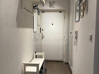 Pronájem bytu 1+kk 40 m2, Praha - Fotka 7