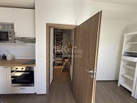 Pronájem bytu 1+kk 40 m2, Praha - Fotka 9
