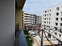 Pronájem bytu 1+kk, 32,3 m2 s lodžií, 3,8 m2, Praha 7 - Holešovice, ul. Jankovcova - Fotka 2