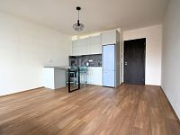 Pronájem bytu 1+kk, 32,3 m2 s lodžií, 3,8 m2, Praha 7 - Holešovice, ul. Jankovcova - Fotka 5