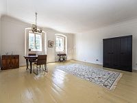 Byt s duší v srdci Malé Strany – 1+1, 45,8 m², Nerudova ulice, Praha 1