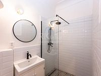 Byt s duší v srdci Malé Strany – 1+1, 45,8 m², Nerudova ulice, Praha 1 - Fotka 26