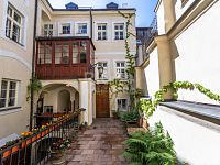 Byt s duší v srdci Malé Strany – 1+1, 45,8 m², Nerudova ulice, Praha 1 - Fotka 7