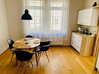 Pronájem kompletně vybaveného bytu 2+1 po rekonstrukci, 70m2, 1.NP, Luční ulice - Mariánské Lázně - Fotka 5