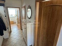 Prodej rodinného domu 4+kk, terasa, garáž, pozemek 279 m2, Klimentov - Velká Hleďsebe - Fotka 8
