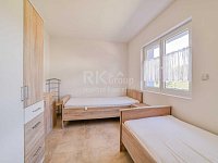 prodej domu 4+KK se zahradou , v klidné části obce Komorní Dvůr nedaleko Františkových Lázní - Fotka 17