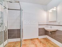 prodej domu 4+KK se zahradou , v klidné části obce Komorní Dvůr nedaleko Františkových Lázní - Fotka 19