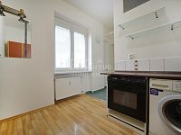 Pronájem světlého bytu 1+1, 30m2, sklep, ul. Vrchlického, Karlovy Vary – Horní Drahovice - Fotka 6