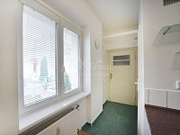 Pronájem světlého bytu 1+1, 30m2, sklep, ul. Vrchlického, Karlovy Vary – Horní Drahovice - Fotka 9