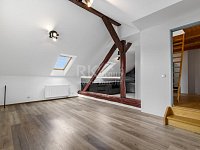 Prodej mezonetového bytu 4+kk, 118 m2, Komárov - Fotka 19