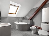Prodej mezonetového bytu 4+kk, 118 m2, Komárov - Fotka 9