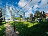 Pronájem světlého bytu 1+1, 30 m2 s pěkným výhledem 300 m od metra Hloubětín. - Fotka 17