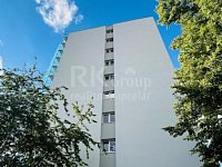 Pronájem světlého bytu 1+1, 30 m2 s pěkným výhledem 300 m od metra Hloubětín. - Fotka 19