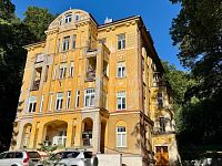 Prodej bytu 2+1, 68,6 m²,parkovací stání, 3. NP, ul. Ruská – Mariánské Lázně