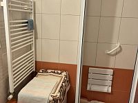 Prodej bytu 2+1 se zasklenou lodžií v centru Harrachova - 462545869_525717523725351_1126693903699342025_n.jpg