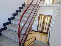 Prodej dvougenerační funkcionalistické vily v Turnově - NRL_4603.jpg