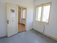 Prodej dvougenerační funkcionalistické vily v Turnově - NRL_4609.jpg