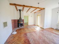 Prodej dvougenerační funkcionalistické vily v Turnově - NRL_4619.jpg