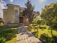 Prodej dvougenerační funkcionalistické vily v Turnově - NRL_4642.jpg