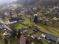 Prodej velmi lukrativního pozemku v malebné vesničce Andělská Hora u Chrastavy. - DJI_20251113121916_0010_D.jpg