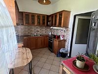 Pronájem bytu v cihlovém domě s vlastním topením v obci Poustka - Višňová - IMG_8924.JPG