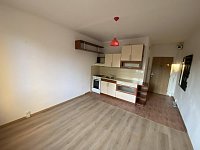 Pronájem bytu 2+kk v ulici Lužická - IMG_9841.jpg