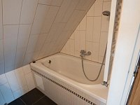 Pronájem zařízeného  podkrovního 1+kk v ulici Křížkovského v Liberci - NRL_2451.jpg