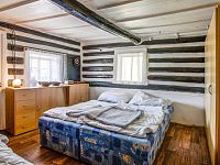 Prodej poloroubené chalupy v Benešově u Semil - 24.jpg