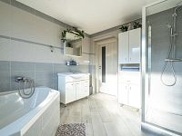 Prodej, rodinný dům 5+1 s vlastním rybníkem, Haratice, Plavy - 16.jpg