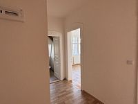 Pronájem bytu 3+1 v prvorepublikové vile v centru Liberce a s parkováním ve dvoře - IMG_1920.JPG