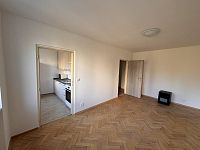 Pronájem nově zrekonstruovaného bytu 2+1 v klidném místě Liberce - IMG_2463.JPG