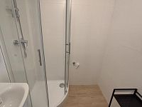 Pronájem nově zrekonstruovaného bytu 2+1 v klidném místě Liberce - IMG_2473.JPG