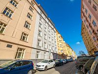 Prodej prostorného a světlého bytu v Praze - Vinohrady - 2 minuty od metra Flora - 22.jpg