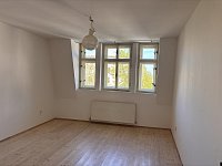 Pronájem bytu 2+kk o výměře 75,4m2 se samostatným vstupem, terasou  v cihlovém domě v centru města - IMG_2973.JPG
