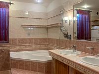 Pronájem  bytu o velikosti  2+1 o výměře 100m2 se zastřešenou terasou a zahradou. - Bez názvu-13.jpg