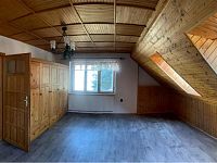 Pronájem  bytu o velikosti  2+1 o výměře 100m2 se zastřešenou terasou a zahradou. - Bez názvu-16.jpg