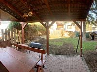 Pronájem  bytu o velikosti  2+1 o výměře 100m2 se zastřešenou terasou a zahradou. - Bez názvu-4.jpg