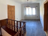 Pronájem  bytu o velikosti  2+1 o výměře 100m2 se zastřešenou terasou a zahradou. - Bez názvu-9.jpg