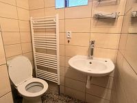 Pronájem bytu 2kk v rodinném domě v Liberci - Ruprechticích - bcd870eb-6231-486b-8b88-4c3480e5a377.jpg