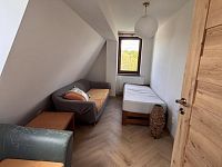 Pronájem velmi světlého a slunného bytu 3+kk v cihlovém domě se zahradou. - IMG_3318.JPG