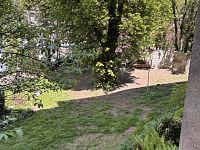 Pronájem velmi světlého a slunného bytu 3+kk v cihlovém domě se zahradou. - IMG_3339.JPG